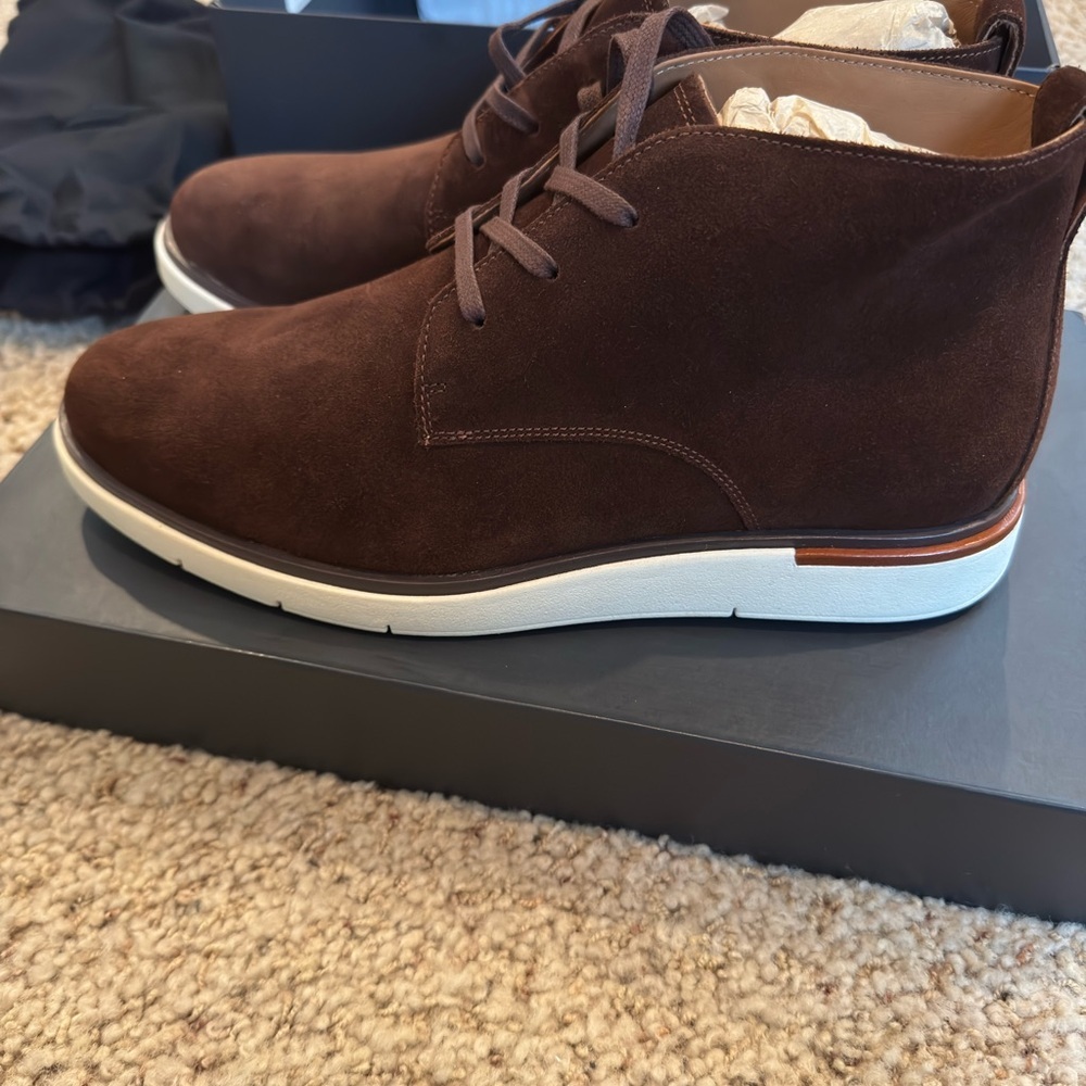 Allen Edmonds Carson Hybrid Chukka - Size 10.5